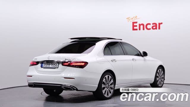 Mercedes-Benz E-Class 2021 — Şəkil 14/20
