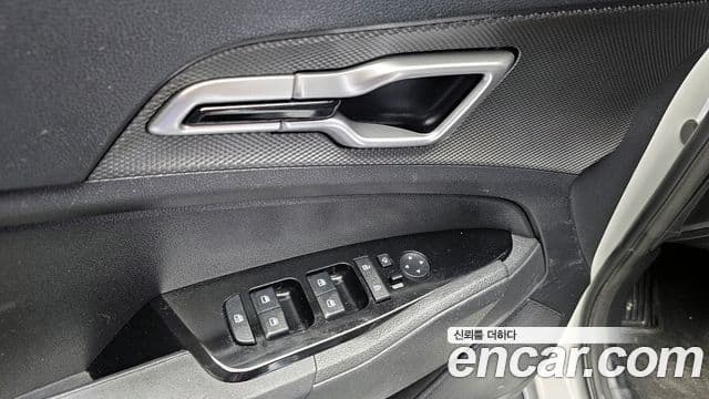 Kia Sportage 2022 — ფოტო 9/20