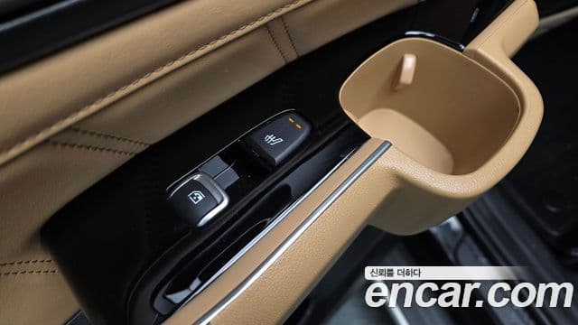 Kia Sorento 2022 — ფოტო 18/20
