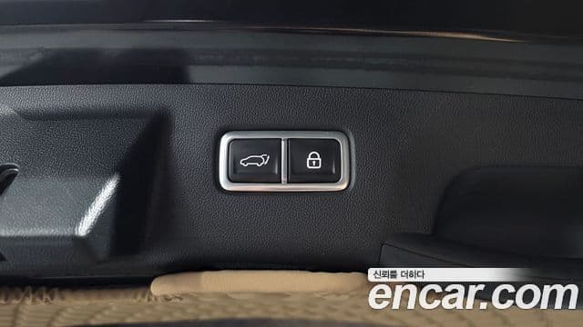 Kia Sorento 2022 — ფოტო 19/20