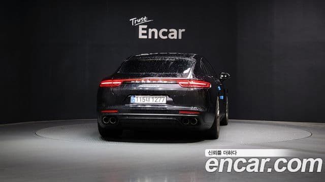 Porsche Panamera 2018 — Şəkil 4/20