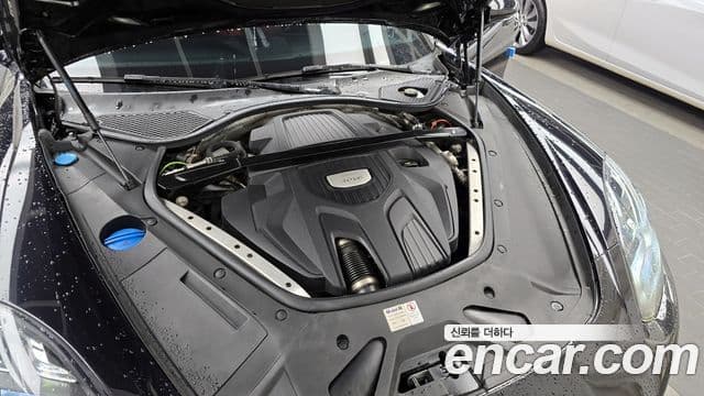 Porsche Panamera 2018 — Şəkil 6/20