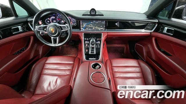 Porsche Panamera 2018 — Şəkil 7/20