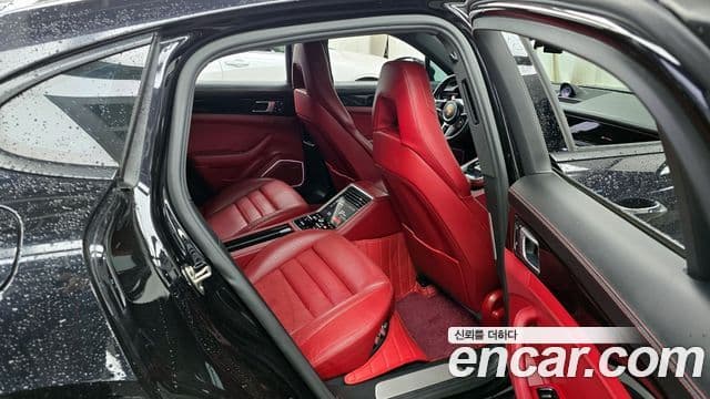 Porsche Panamera 2018 — Şəkil 12/20