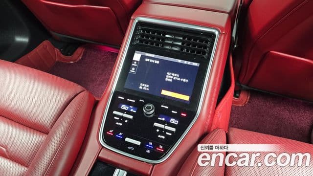 Porsche Panamera 2018 — Şəkil 19/20
