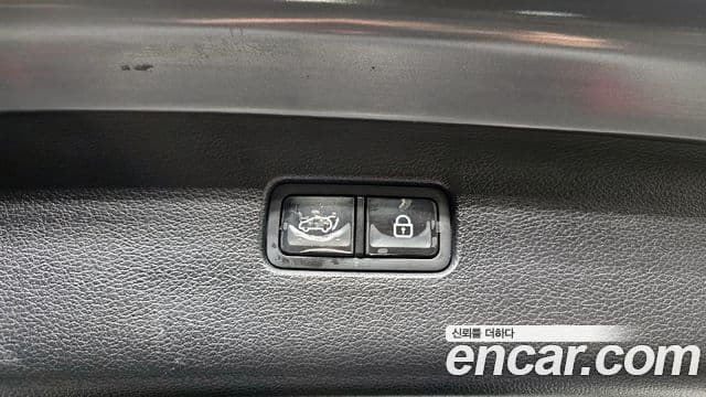 Genesis GV80 2020 — Photo 8/20