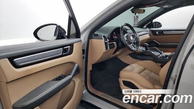 Porsche Cayenne 2022 — Şəkil 10/20