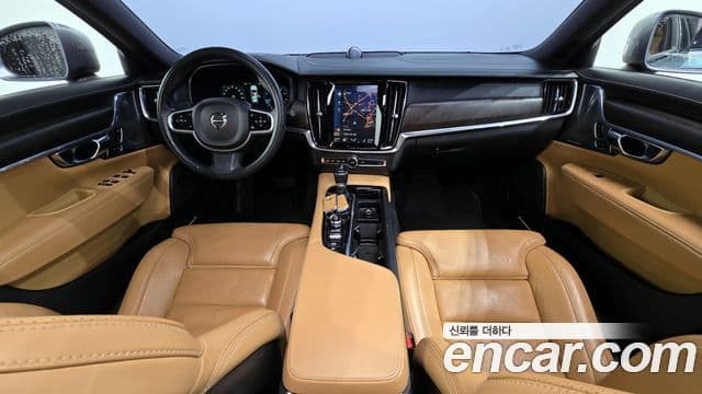 Volvo V90 Cross Country 2018 — Şəkil 7/20