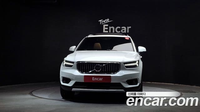 Volvo XC40 2020 — Şəkil 3/20