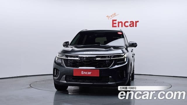 Kia Seltos 2023 — ფოტო 11/20