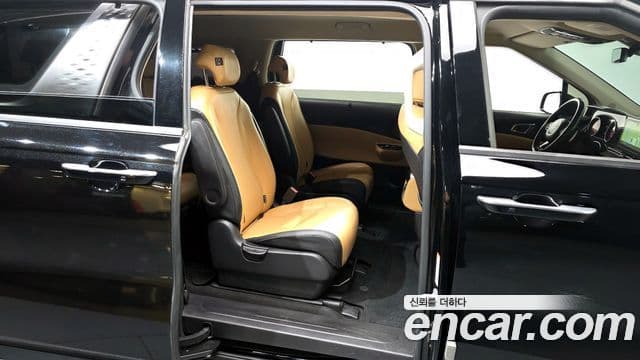 Kia Carnival 2022 — Şəkil 12/20
