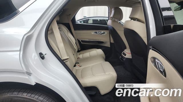 Genesis GV70 2023 — Şəkil 12/20