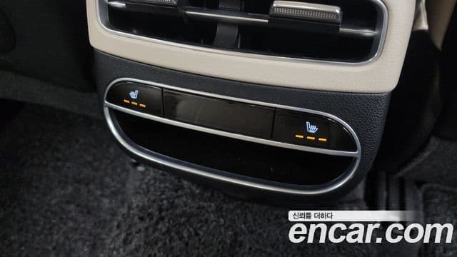 Genesis GV70 2023 — Şəkil 19/20