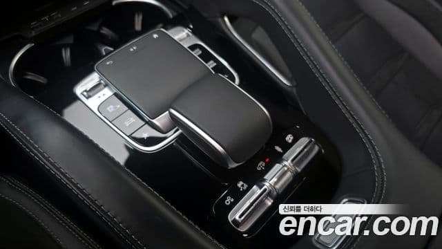 Mercedes-Benz GLE-Class 2022 — Фото 17/20