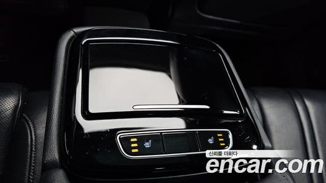 Genesis G80 2020 — Photo 18/20
