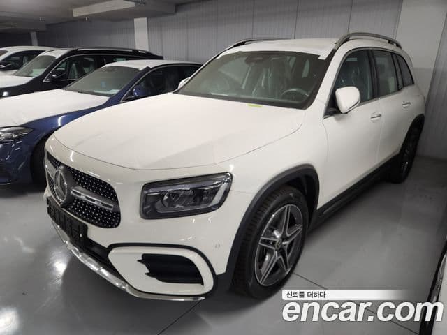 Mercedes-Benz GLB-Class 2025 — ფოტო 6/6