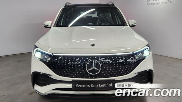 Mercedes-Benz EQB 2025 — Şəkil 18/19