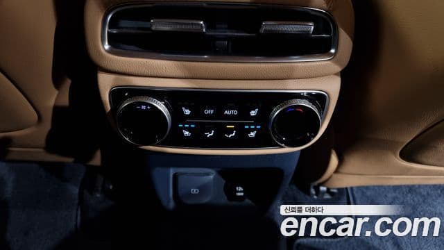 Genesis GV80 2021 — Şəkil 14/19