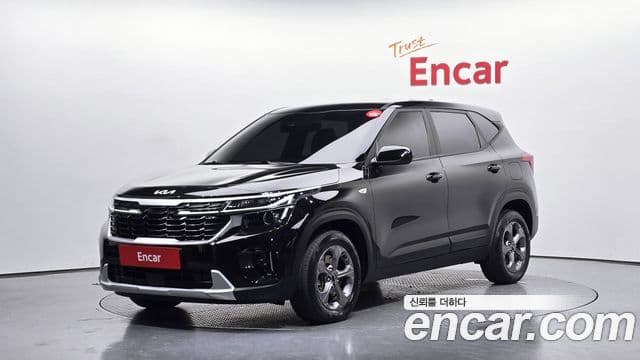Kia Seltos 2022 — ფოტო 1/20