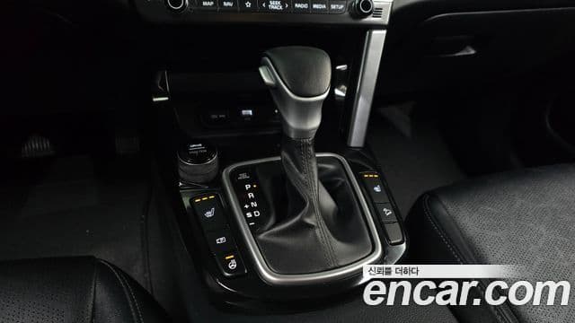 Kia Seltos 2022 — ფოტო 9/20