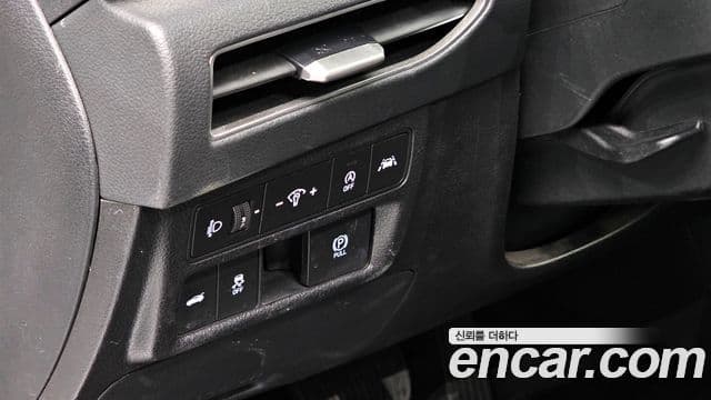 Hyundai Sonata Hybrid 2022 — Photo 14/20