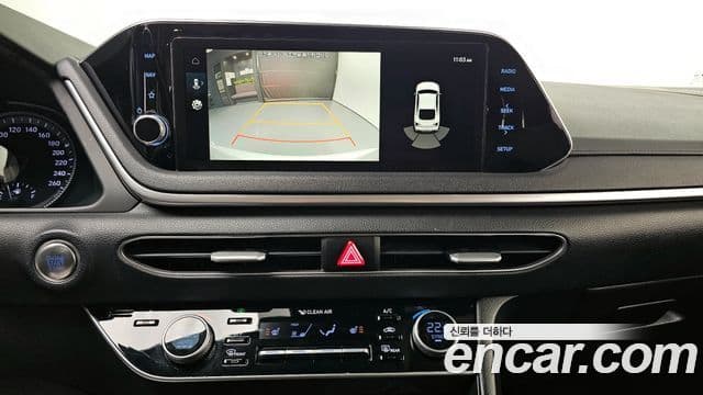 Hyundai Sonata Hybrid 2022 — Photo 17/20