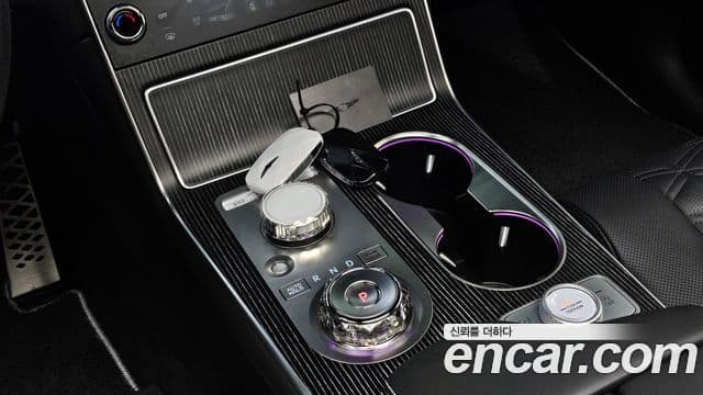 Genesis GV80 Coupe 2024 — Şəkil 8/20