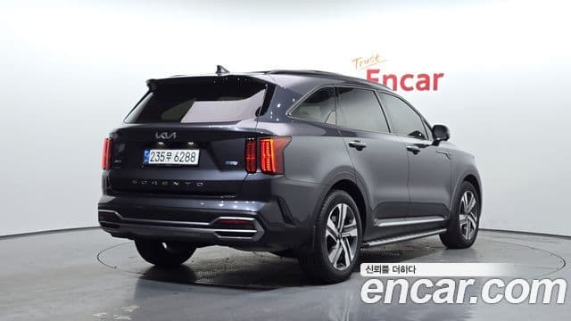 Kia Sorento 2021 — ფოტო 2/20