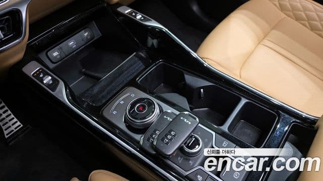 Kia Sorento 2021 — ფოტო 9/20