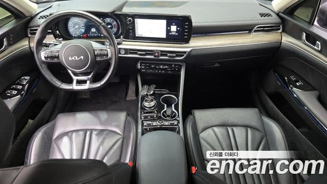 Kia K5 2022 — Şəkil 7/20