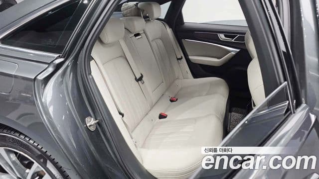 Audi A6 2022 — Şəkil 12/20