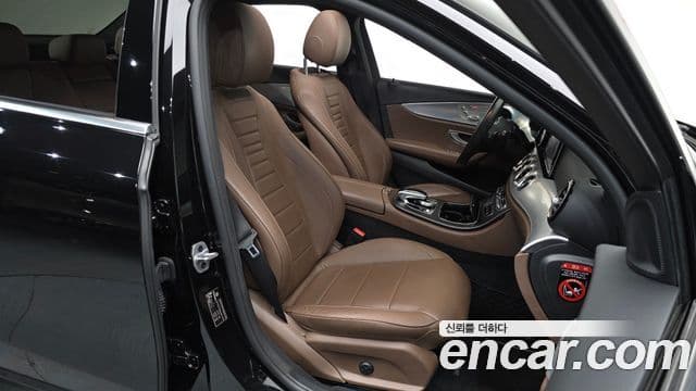 Mercedes-Benz E-Class 2020 — Şəkil 9/20