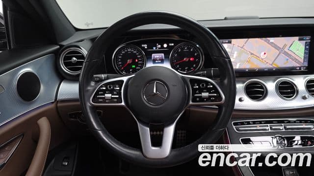 Mercedes-Benz E-Class 2020 — Şəkil 14/20