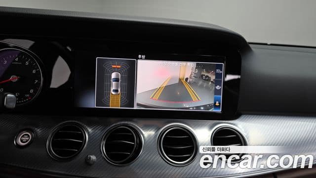 Mercedes-Benz E-Class 2020 — Şəkil 16/20