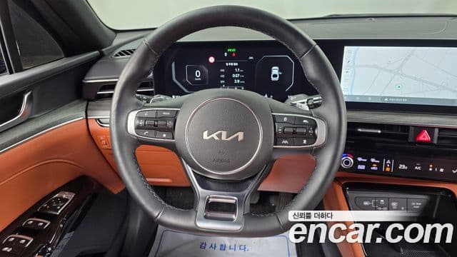 Kia K5 2023 — Photo 13/20