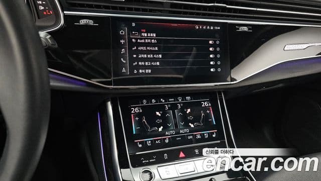 Audi Q7 2023 — Фото 16/20