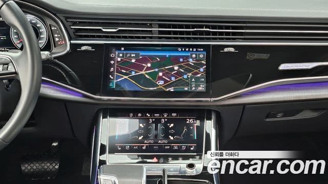 Audi Q7 2023 — Фото 19/20