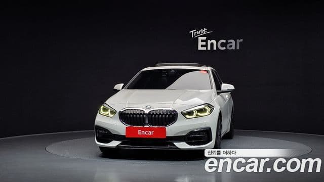 BMW 1 Series 2022 — Şəkil 3/20