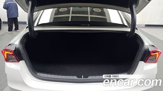 Kia K5 2023 — ფოტო 20/20