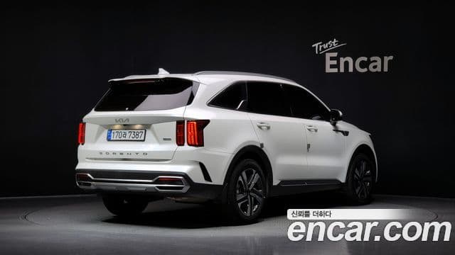 Kia Sorento 2021 — ფოტო 2/20