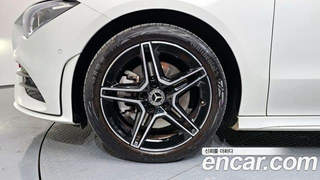 Mercedes-Benz CLA-Class 2022 — Şəkil 5/20