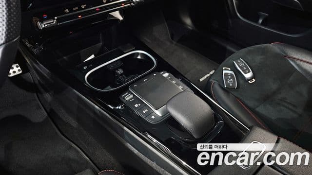 Mercedes-Benz CLA-Class 2022 — Şəkil 18/20