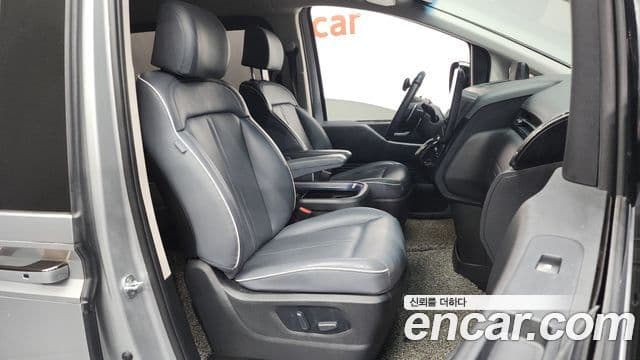 Hyundai Staria 2021 — Фото 11/20