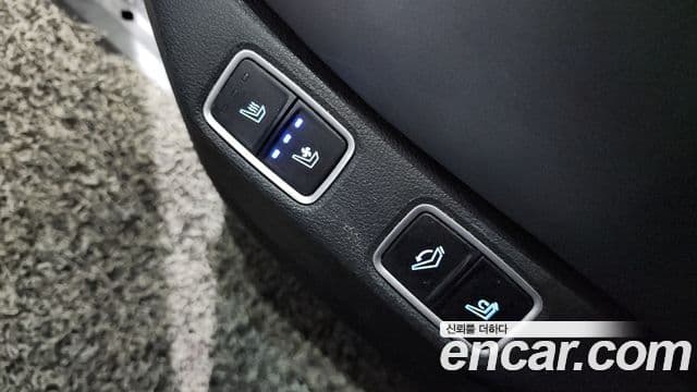 Hyundai Staria 2021 — Фото 18/20