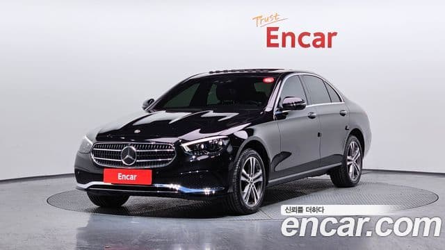 Mercedes-Benz E-Class 2021 — ფოტო 1/20