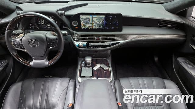 Lexus LS500 2021 — Şəkil 7/20