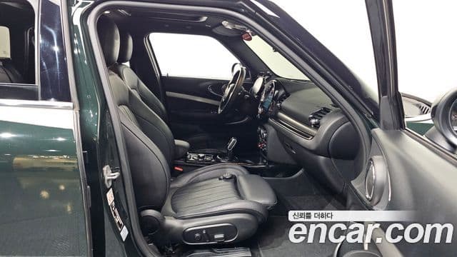 Mini Cooper S Clubman 2023 — ფოტო 11/20