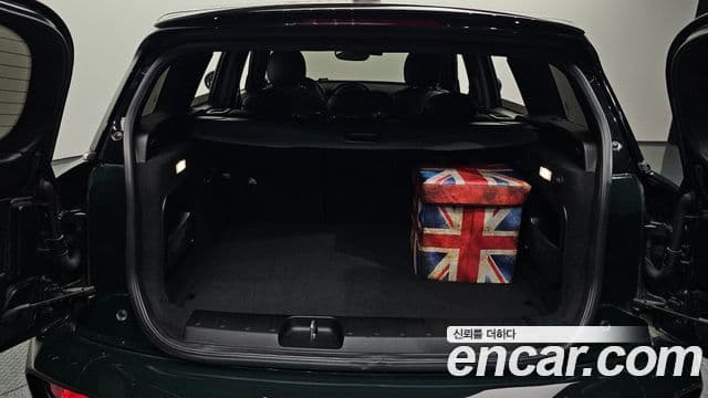 Mini Cooper S Clubman 2023 — ფოტო 20/20