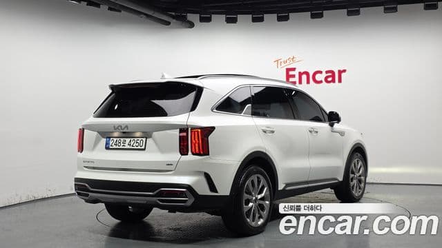 Kia Sorento 2022 — Şəkil 2/20