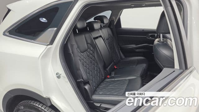 Kia Sorento 2022 — Şəkil 12/20